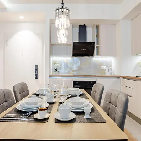 Apartament Waterfront - Na Vodi - *